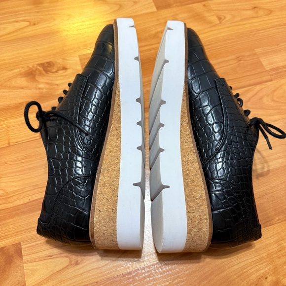 Steve Madden Black Croc Embossed Wrenley Flatform Shoe Size 9.5 - Picture 4 of 7